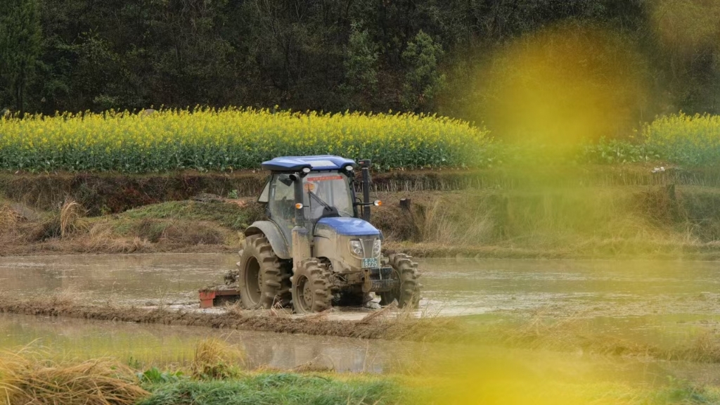 百乐博M1204-4RP动力换挡拖沓机